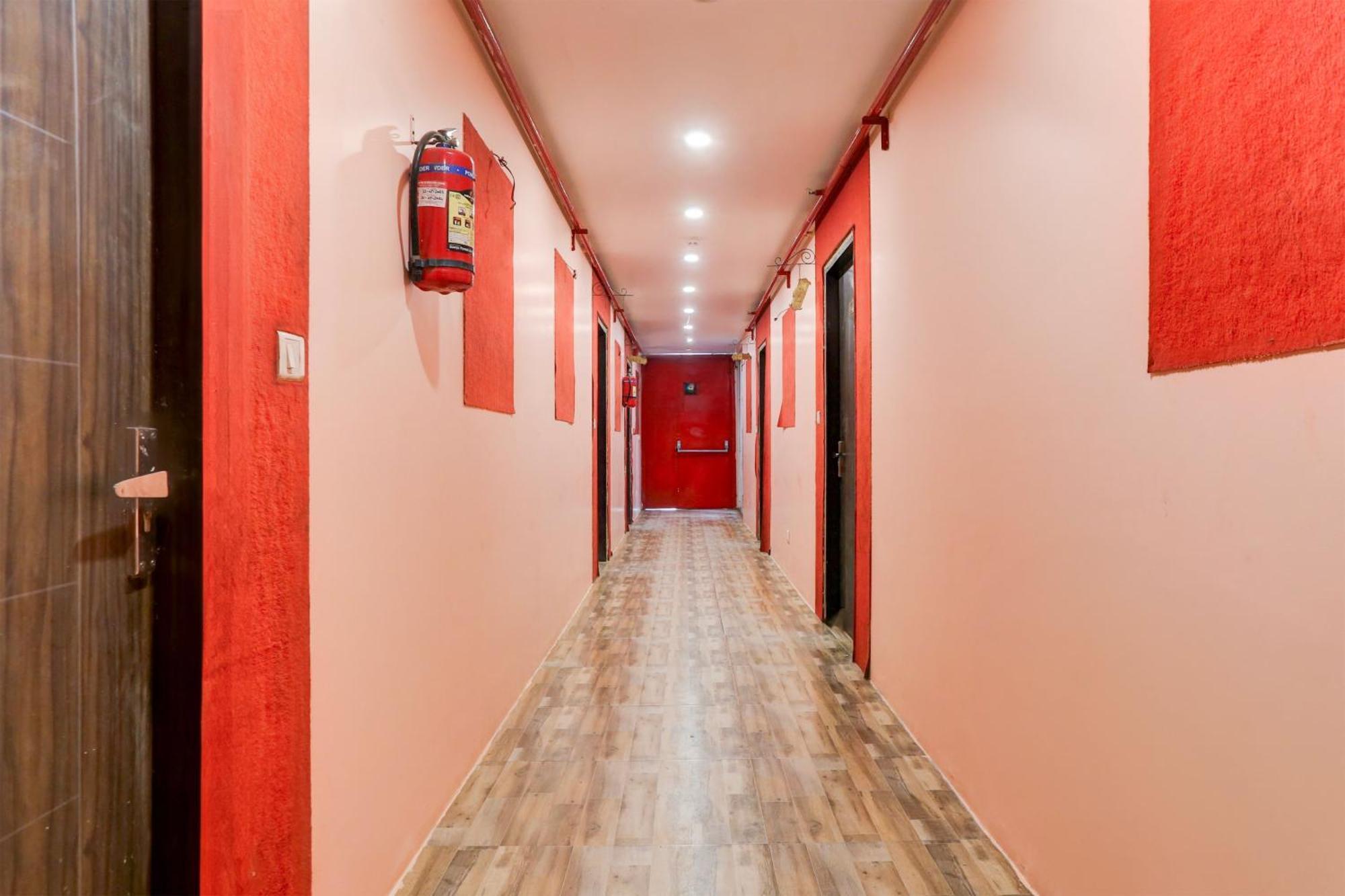 Super Hotel O S J Residency Delhi  Exterior photo
